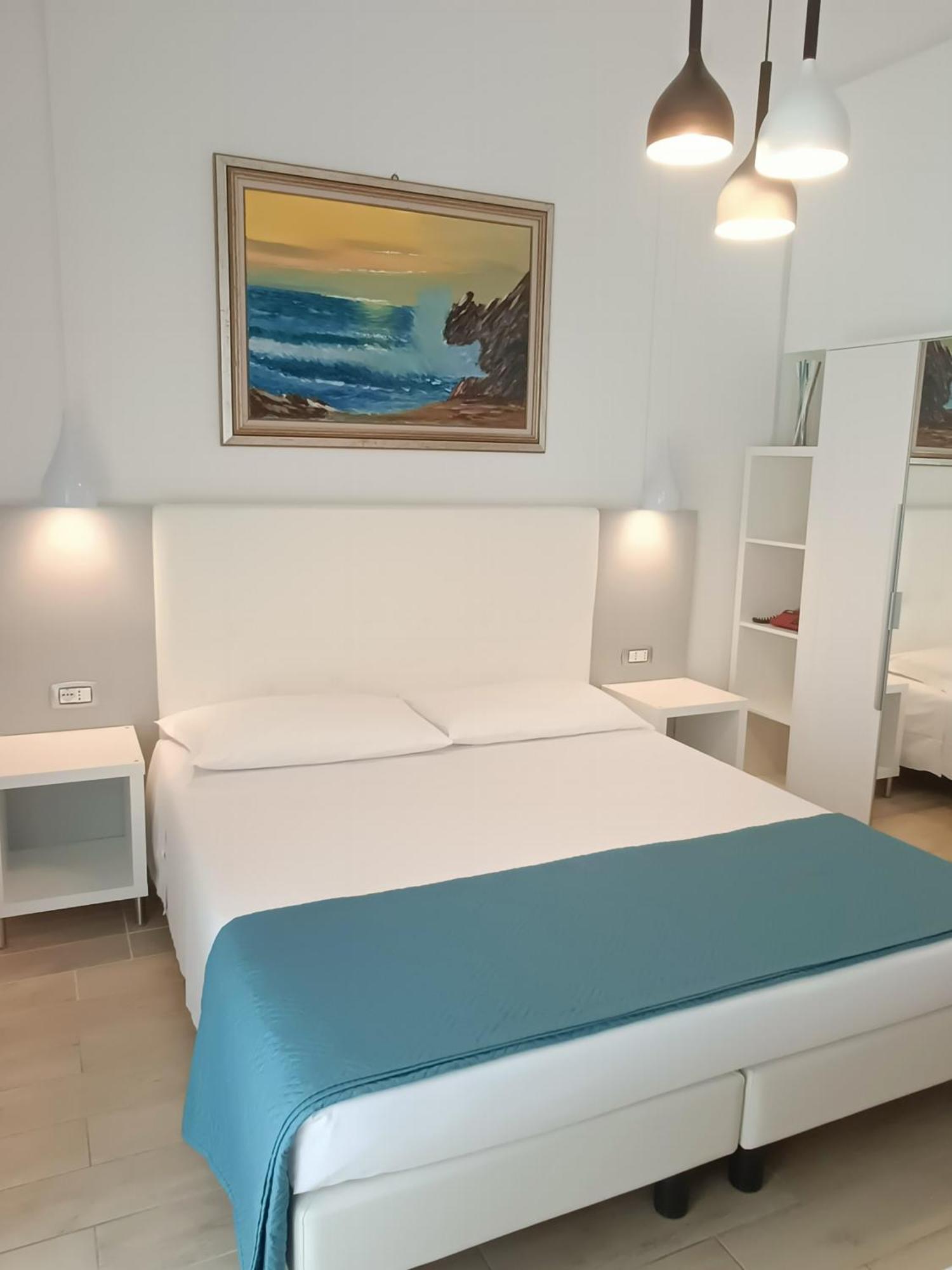Hotel Merano กราโด ภายนอก รูปภาพ