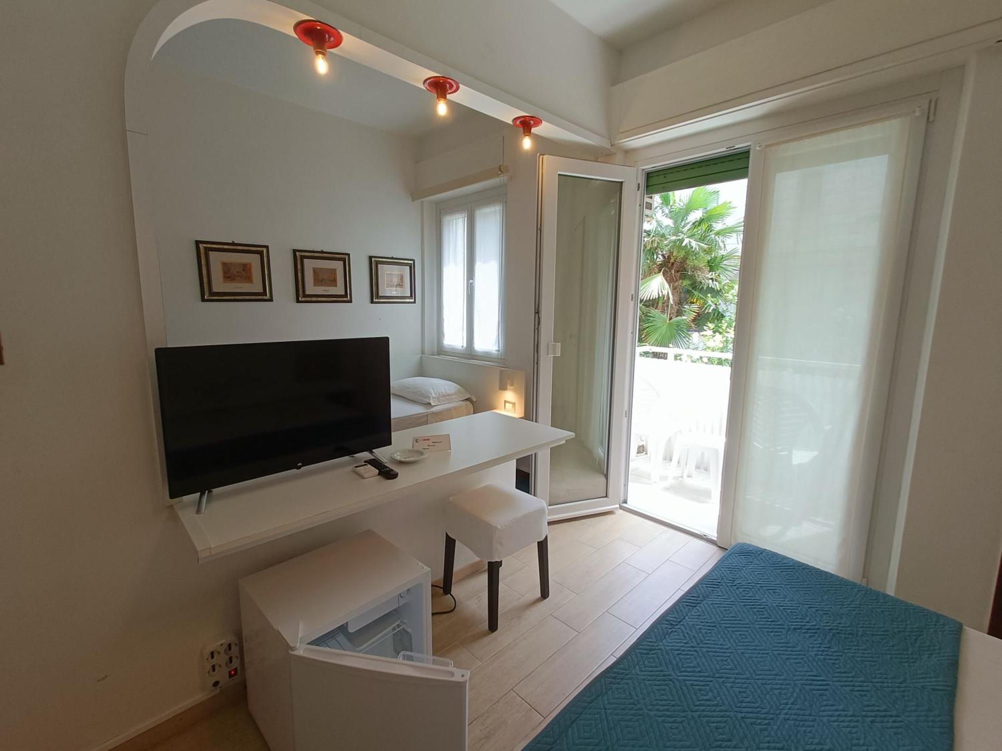 Hotel Merano กราโด ภายนอก รูปภาพ