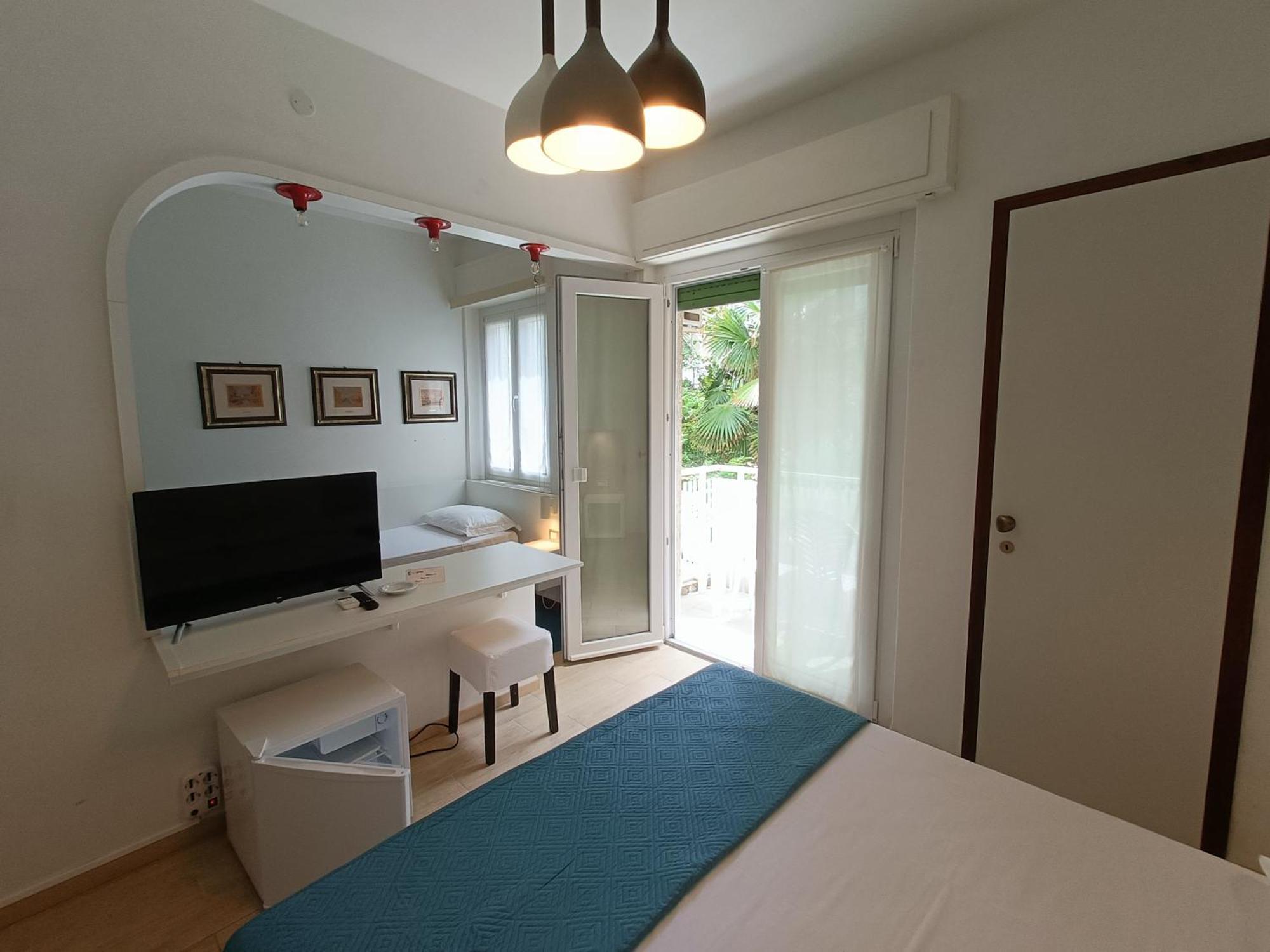 Hotel Merano กราโด ภายนอก รูปภาพ